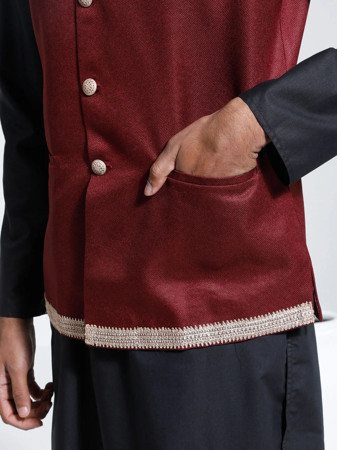 VASTRAMAY Men's Maroon Jute Nehru Jacket